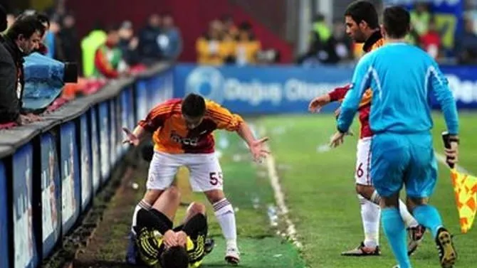 Olaylı Fenerbahçe - Galatasaray derbileri