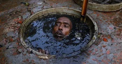 Hayatta kalabilmek için lağıma giriyorlar! Onlarcası mikrop ve hastalık nedeniyle ölüyor