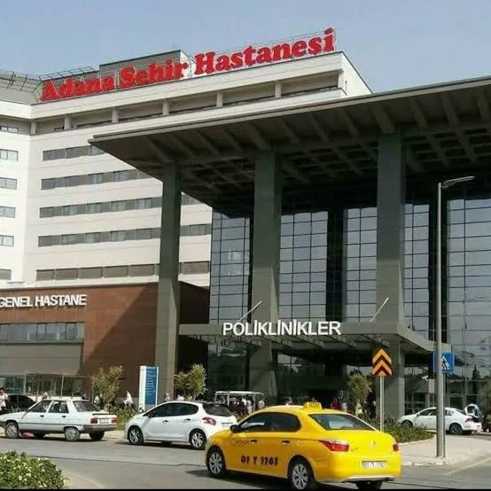 adanada-mesai-bitiminden-sonra-da-poliklinikler-hizmetlerine-devam-ediyor-1736838578115.jpg