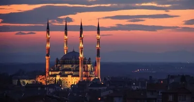 Berat Kandili ne zaman, hangi güne denk geliyor, kaç gün kaldı? 2024 Diyanet kandil tarihleri ile Berat Gecesi