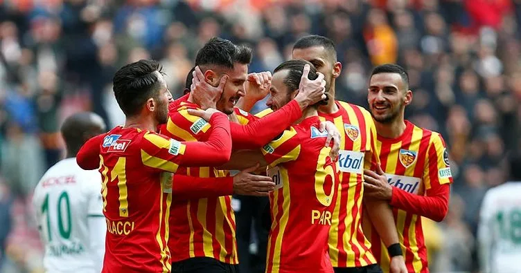 Kayserispor evinde 2 golle kazandı! Giresunspor’da kötü gidişat sürdü