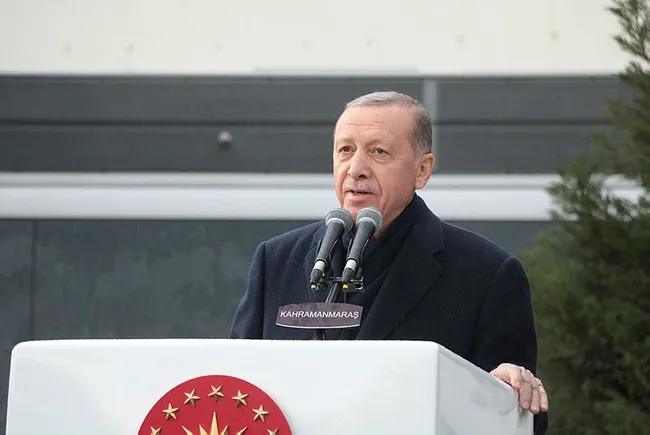 deprem-bolgesindeki-11-ilde-17-bin-902-konutun-temeli-atildi-baskan-erdogan-1-yil-icinde-teslim-edecegiz-1679587524789.jpg