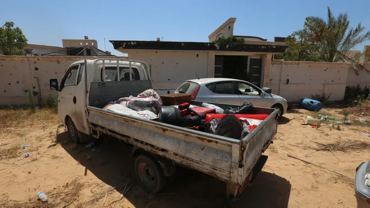 Libyalılar, Hafter milislerinin tuzakladığı patlayıcılardan temizlenen evlerine kavuşuyor