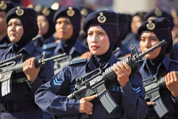 Dünyadan sıcak haberler