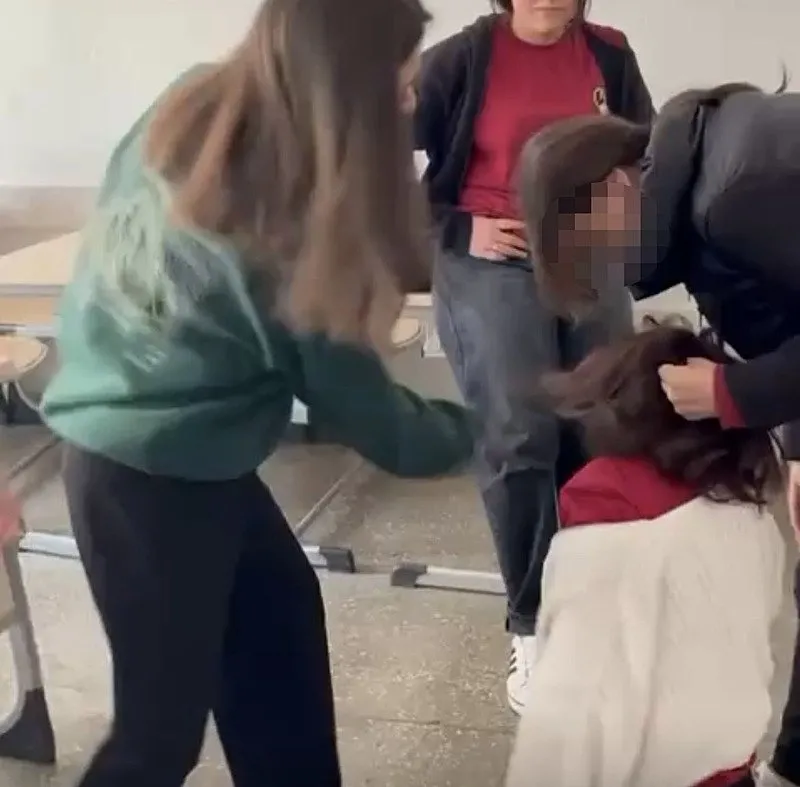 Tüm Türkiye bu görüntüleri konuşmuştu: Lisedeki akran zorbalığı hakkında karar!