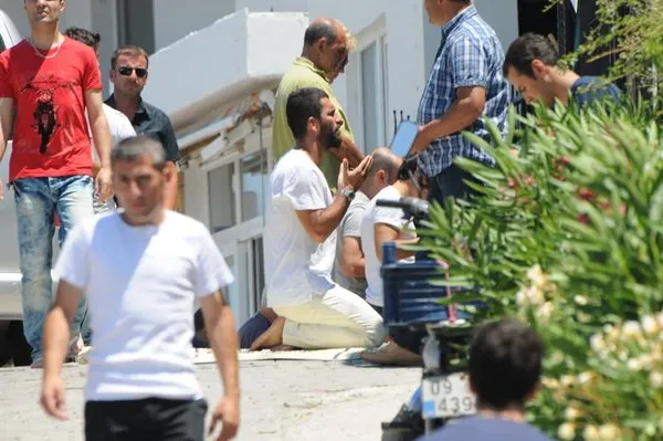 Arda Turan Bodrum'da namaza durdu