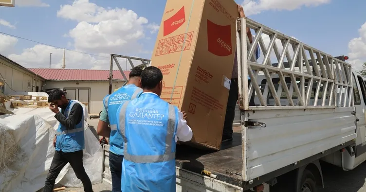 Yeni evlilerin eşyası belediyeden