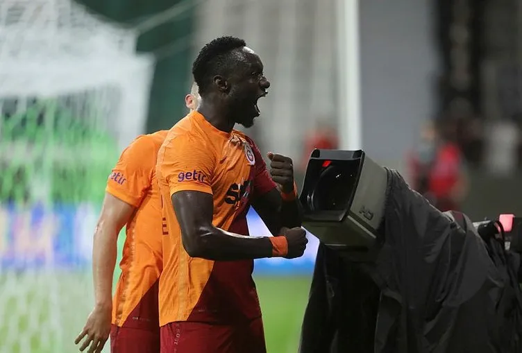 Son dakika: Galatasaray’da bir ayrılık daha! Yeni adresi şaşırttı