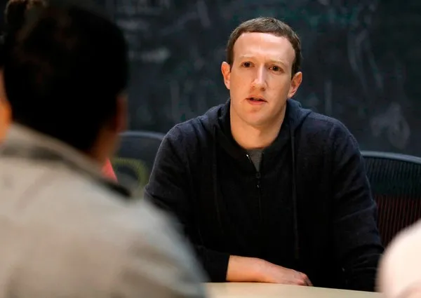 Mark Zuckerberg'in Tim Cook'a olan cevabı gecikmedi!