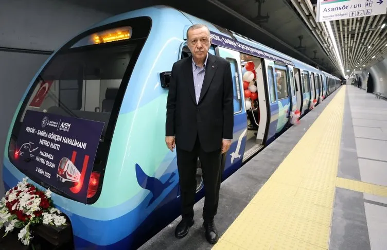 Pendik-Sabiha Gökçen Metro açılışı sonrası ilk sürüş: Başkan Erdoğan vatman koltuğunda!