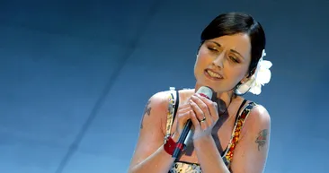Dolores O’Riordan neden öldü?