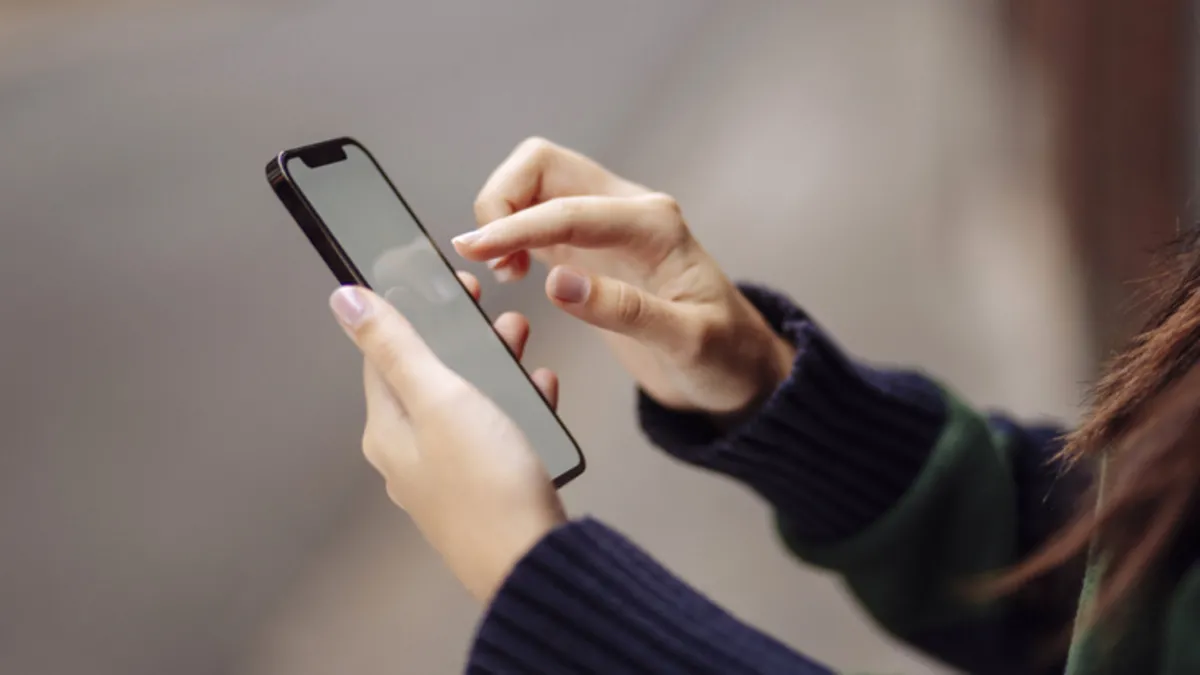 Apple’dan mart sürprizi: iPhone 17e ve yeni nesil cihazlar için tarih netleşti!