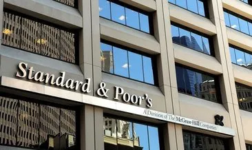 S&P Fransa’nın kredi notunu düşürdü