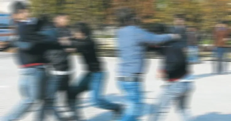 Diyarbakır’da yan bakma kavgası