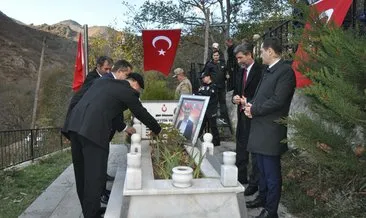 Şehit Necmettin Öğretmen 24 Kasım’da mezarı başında dualarla anıldı
