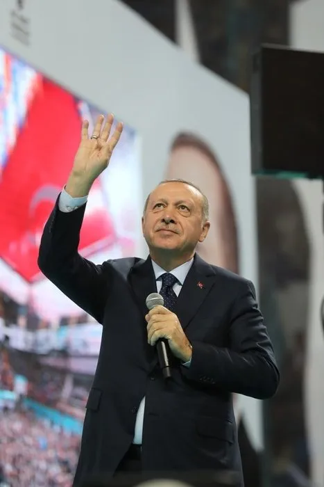 Başkan Erdoğan o kadını görünce hemen konvoyu durdurdu ve...