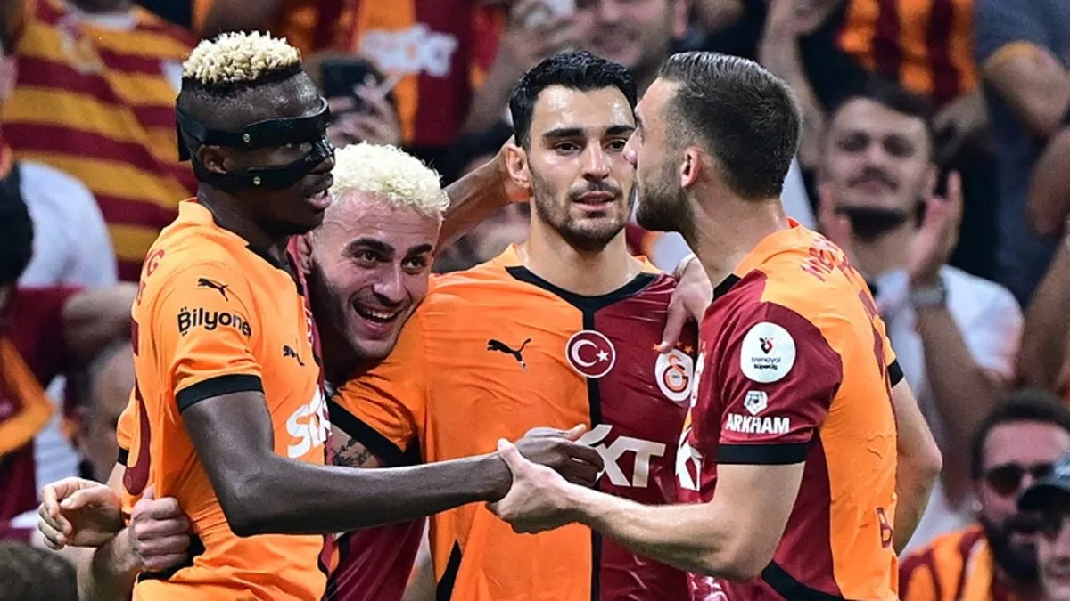 Son dakika: Galatasaray’dan flaş sponsorluk kararı! Tartışmalara sebep olmuştu… Son dakika: Galatasaray’dan flaş sponsorluk kararı! Tartışmalara sebep olmuştu…