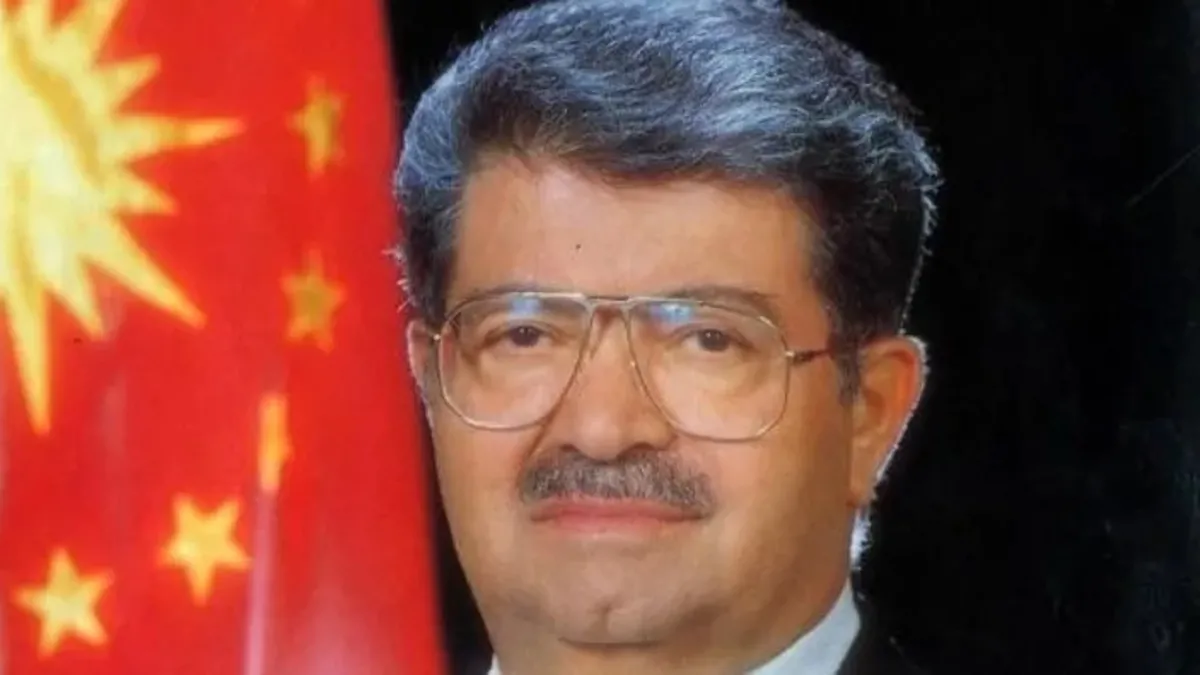 8.Cumhurbaşkanı Turgut Özal vefatının 32.yılında kabri başında anılacak 8.Cumhurbaşkanı Turgut Özal vefatının 32.yılında kabri başında anılacak
