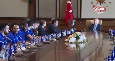 Başkan Erdoğan ile Larkin arasında gülümseten diyolog: Gidersen ayıp edersin | Video