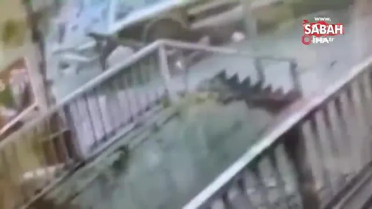 İstanbul’un göbeğinde talihsiz gencin feci ölümü kamerada | Video