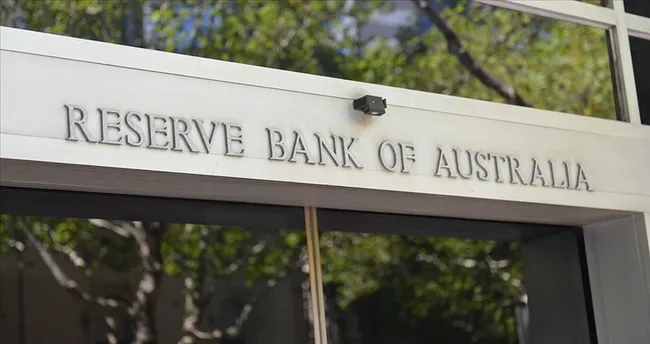 RBA faizi sabit tuttu