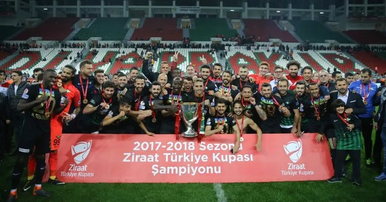 Ziraat Türkiye Kupası’nı kazanan Akhisarspor’un kasası dolacak