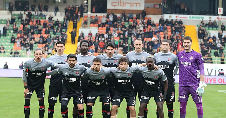 Fatih Karagümrük’te 4 ayrılık birden!