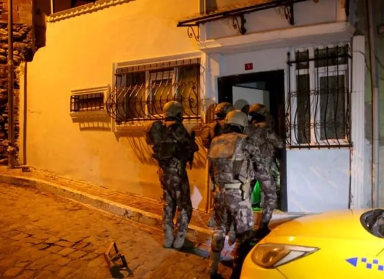 Uyuşturucu operasyonu! İstanbul'un göbeğinde bulundu! 30 metrelik tünel! İki girişi var...