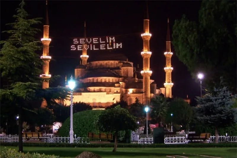2015 Istanbul Icin Imsakiye Sahur Ve Iftar Kacta En Son Haber