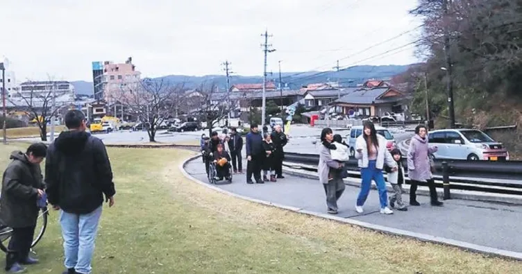 Japonya’da 9.9’luk yanlış deprem alarmı