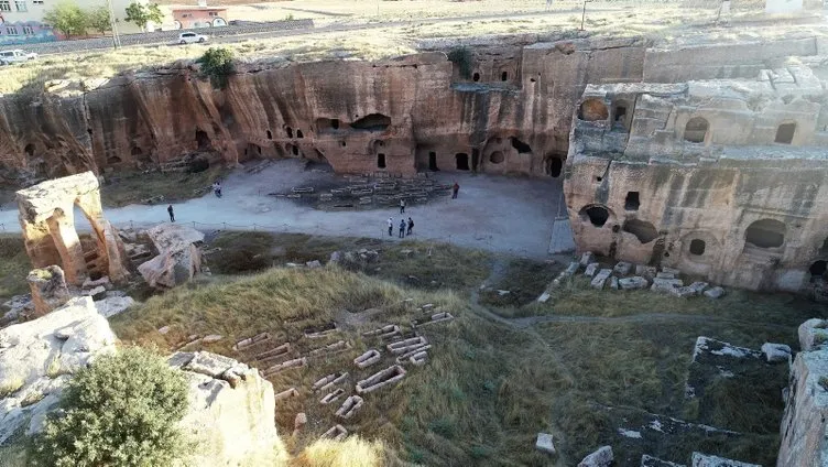Dara Antik Kenti’nde dünyada benzeri olmayan galeri mezara ilgi