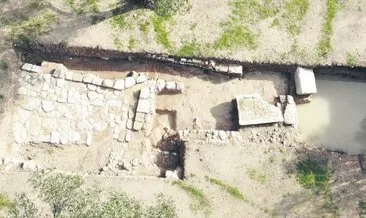 Arkeolojık kazıda 2 bin yıllık mezar bulundu