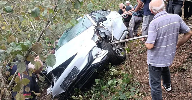 Araç uçuruma yuvarlandı! 1 ölü 2 yaralı