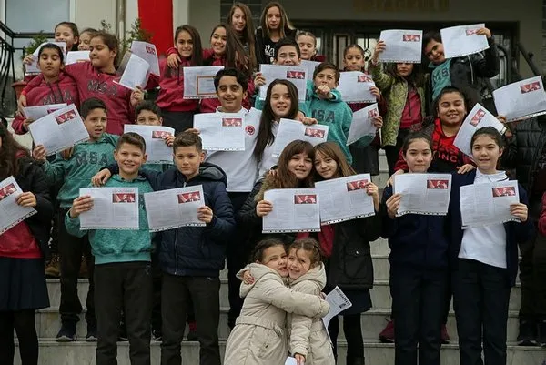 İkizler Okulunda karne sevinci