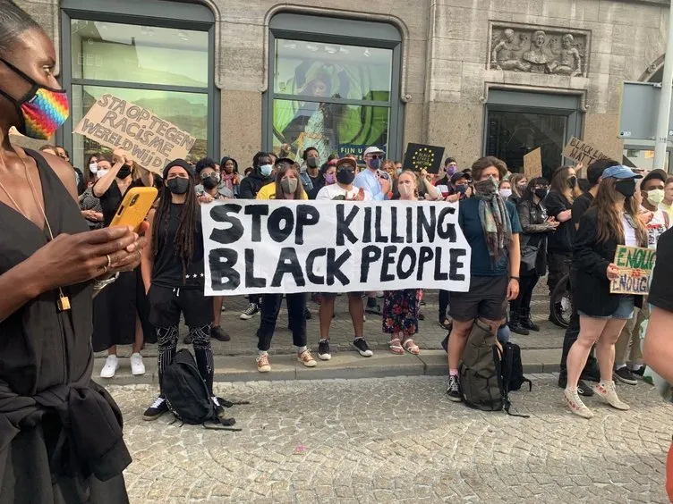 ABD'de George Floyd'un öldürülmesinin ardından başlayan protestolar hızla yayılıyor! Çok sayıda ülkeye sıçradı