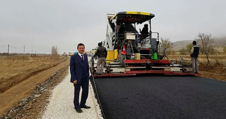Isparta Özel İdare’den köylere sıcak asfalt