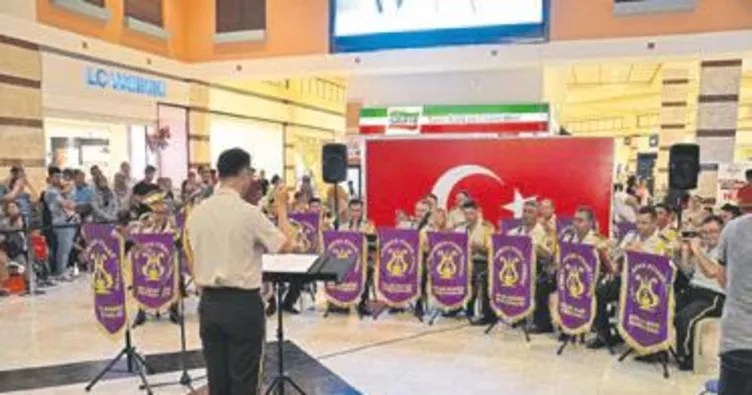 Mekanize Piyade’den muhteşem konser