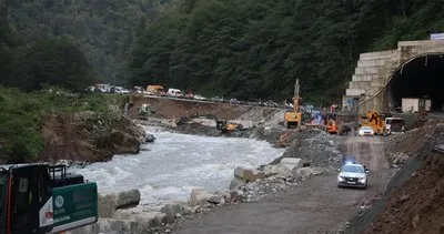 Sel ve heyelan felaketi yaşayan Rize’de yaralar sarılıyor #rize