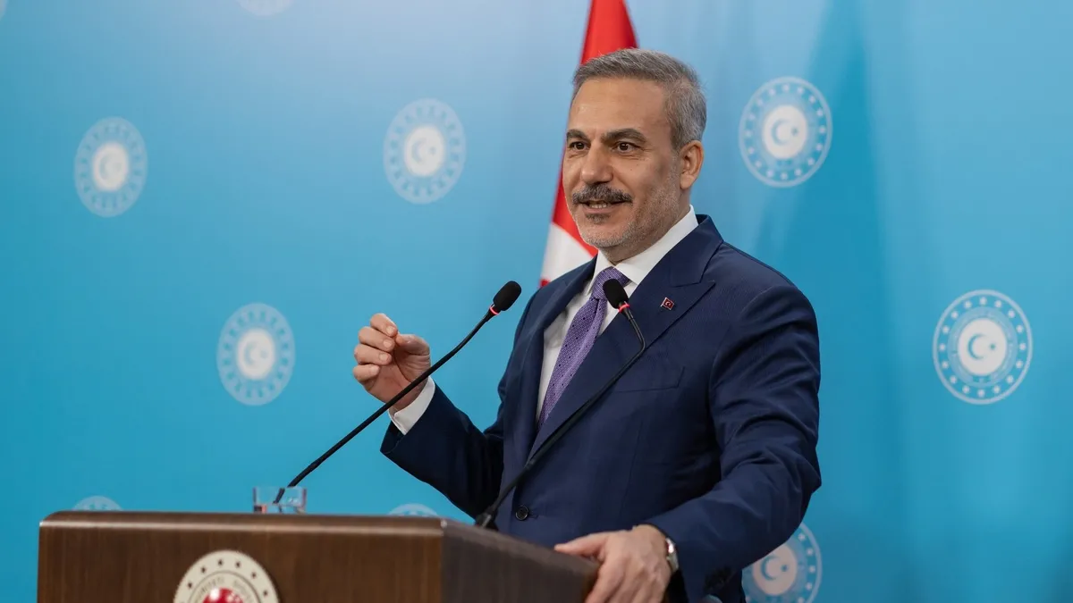 Bakan Fidan, Genç Diplomasi Derneği mensuplarını kabul etti!