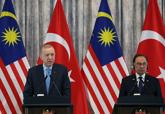 son-dakika-baskan-erdogandan-gazze-uyarisi-israil-sozlerini-yine-tutmadi-isgale-son-verin-1739258183559.jpeg SON DAKİKA: Başkan Erdoğan'dan Gazze uyarısı: İsrail sözlerini yine tutmadı, işgale son verin