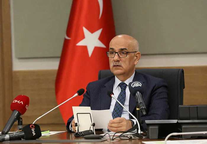 bakan-kirisci-duyurdu-250-milyon-lira-hibe-verilecek-1651150207927.jpg