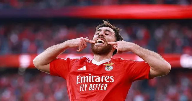 Orkun Kökçü yıldızlaştı, performansı galibiyete yetmedi!