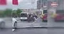 Küçükçekmece’de motosikletliler, sürücüye saldırdı | Video