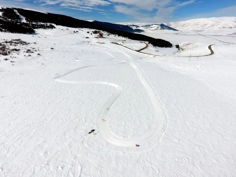 Yalnızçam’da kayak için yapılabilecek her şey var