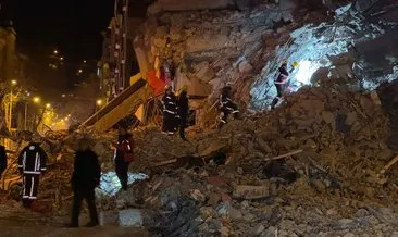Son dakika: Malatya’da ağır hasarlı bina çöktü