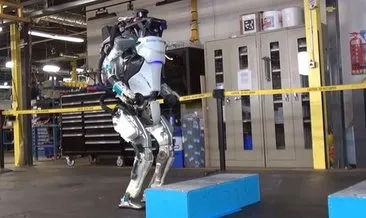 Ters takla atan robot: Atlas