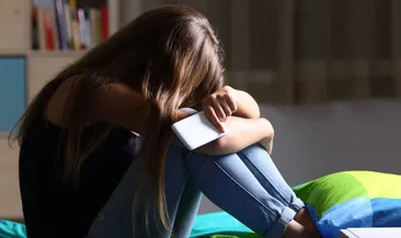 Mutluluk baskısı depresyonu tetikliyor! Uzmanı uyardı: Yeni yılda ilk önce...