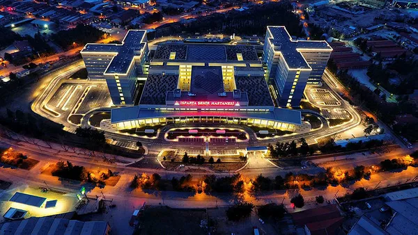 Türkiye, Kovid-19'la mücadelede dünyaya örnek oldu! ABD ve Avrupa tel tel dökülürken Türkiye şehir hastaneleri ile farkını gösterdi - 1