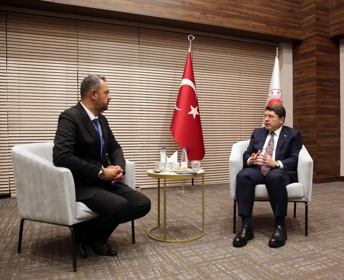 adalet-bakani-yilmaz-tunc-sabaha-konustu-sosyal-medya-mahkemeleri-degil-yargi-karar-verecek-1732509115061.jpg
