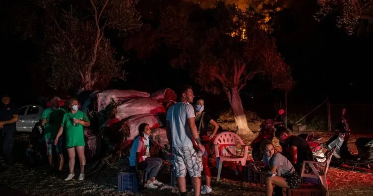 Yunanistan Türkiye’ye yardım teklifini yineledi